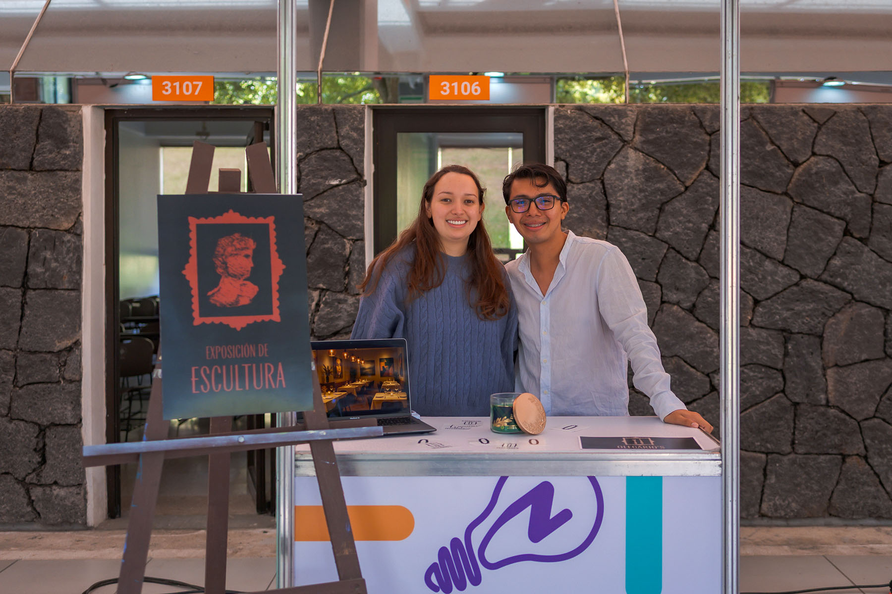 1 / 7 - INGÉNIATE: Incubadora de Negocios 1 / 7 - INGÉNIATE: Incubadora de Negocios