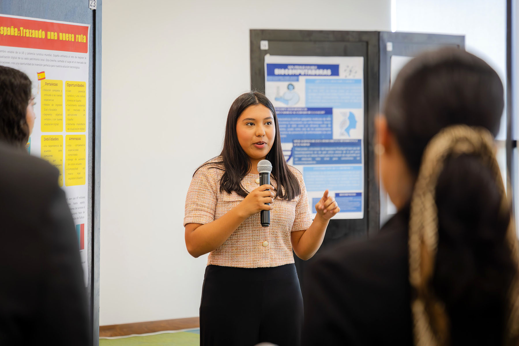 15 / 21 - 3.er Concurso de Carteles de Investigación: Espacio Clave para la Formación Integral 15 / 21 - 3.er Concurso de Carteles de Investigación: Espacio Clave para la Formación Integral