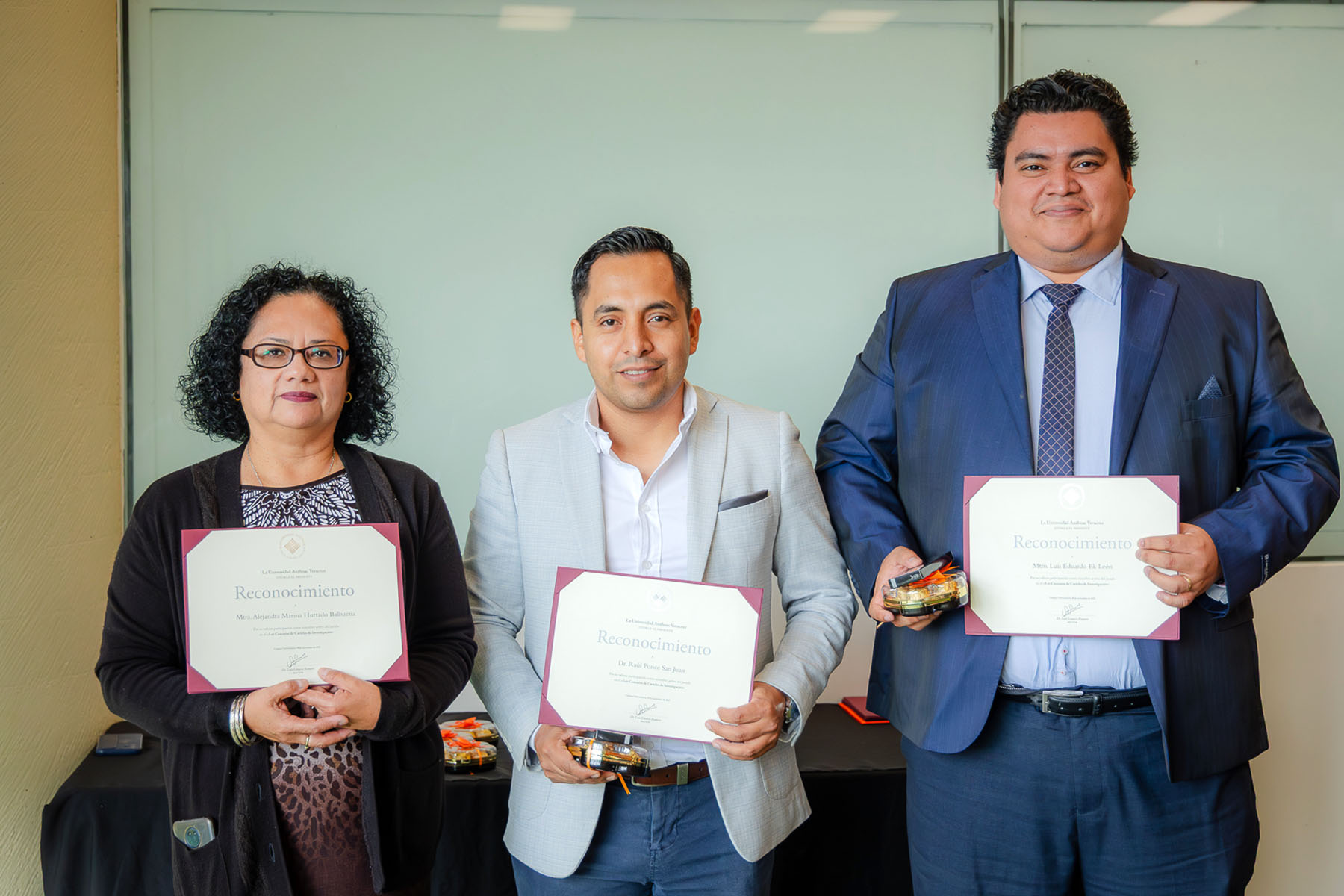 21 / 36 - Entrega de Reconocimientos a los Ganadores del 3.er Concurso de Carteles de 21 / 36 - Entrega de Reconocimientos a los Ganadores del 3.er Concurso de Carteles de