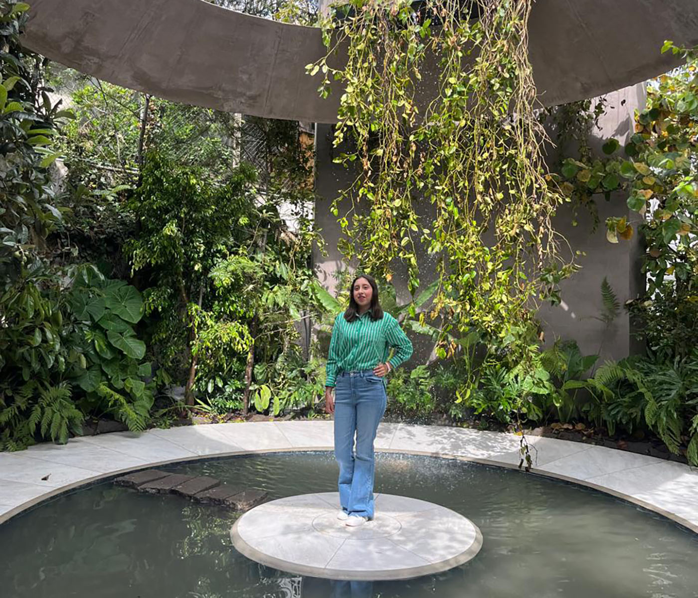 4 / 11 - Alumnos de Diseño Participan en Viaje Académico a Design Week México 4 / 11 - Alumnos de Diseño Participan en Viaje Académico a Design Week México