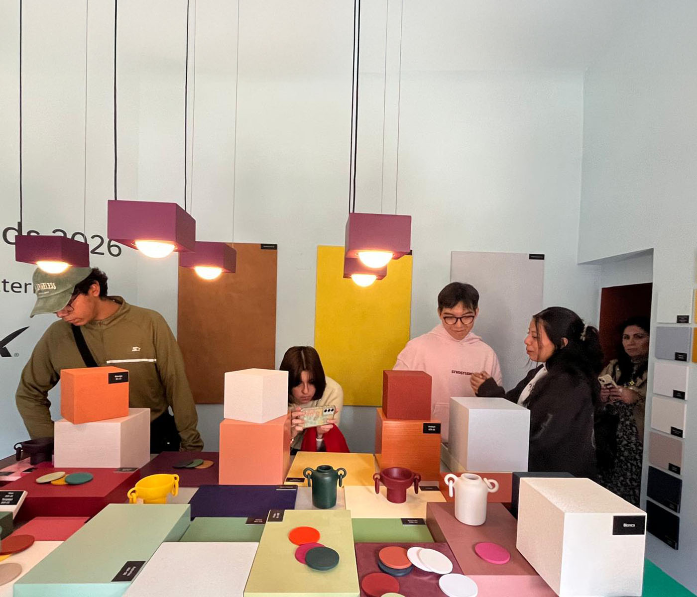 10 / 11 - Alumnos de Diseño Participan en Viaje Académico a Design Week México 10 / 11 - Alumnos de Diseño Participan en Viaje Académico a Design Week México