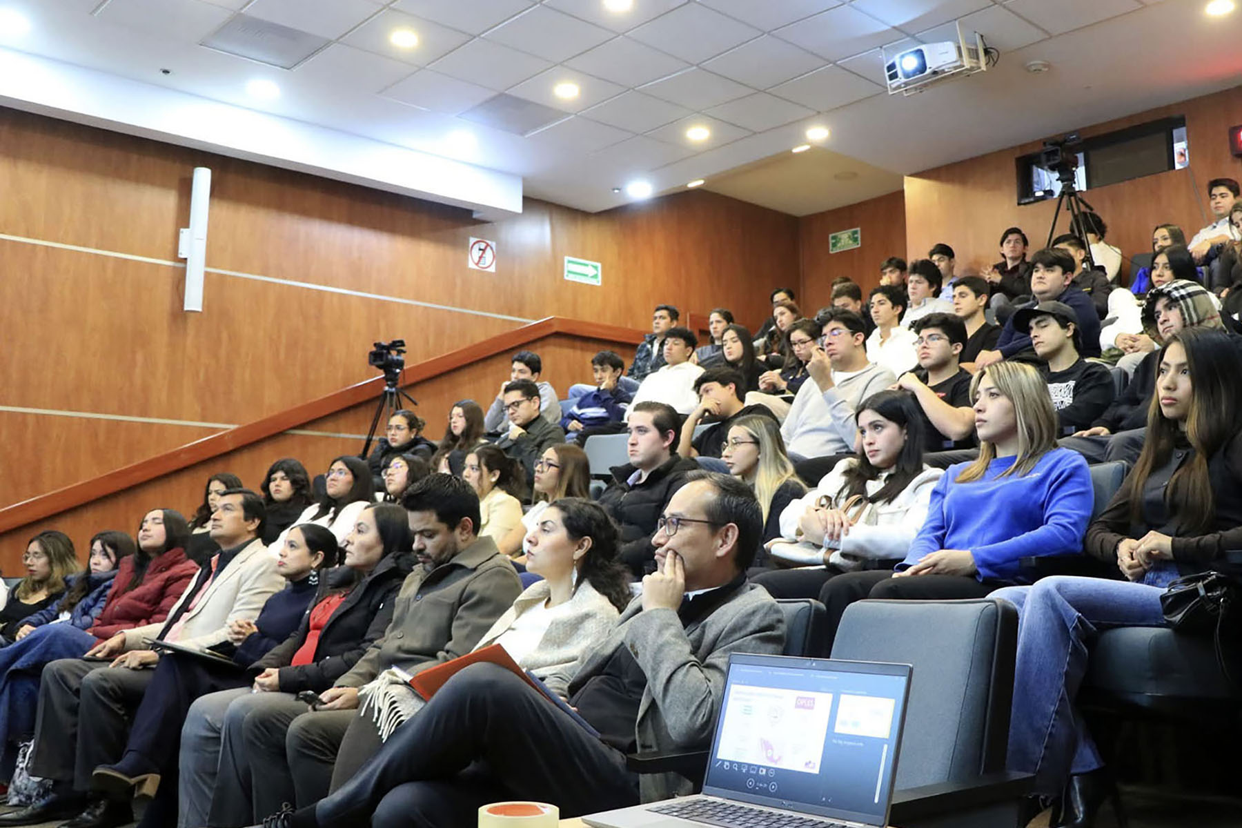 5 / 6 - Visita a la Sala Regional del TEPJF 5 / 6 - Visita a la Sala Regional del TEPJF