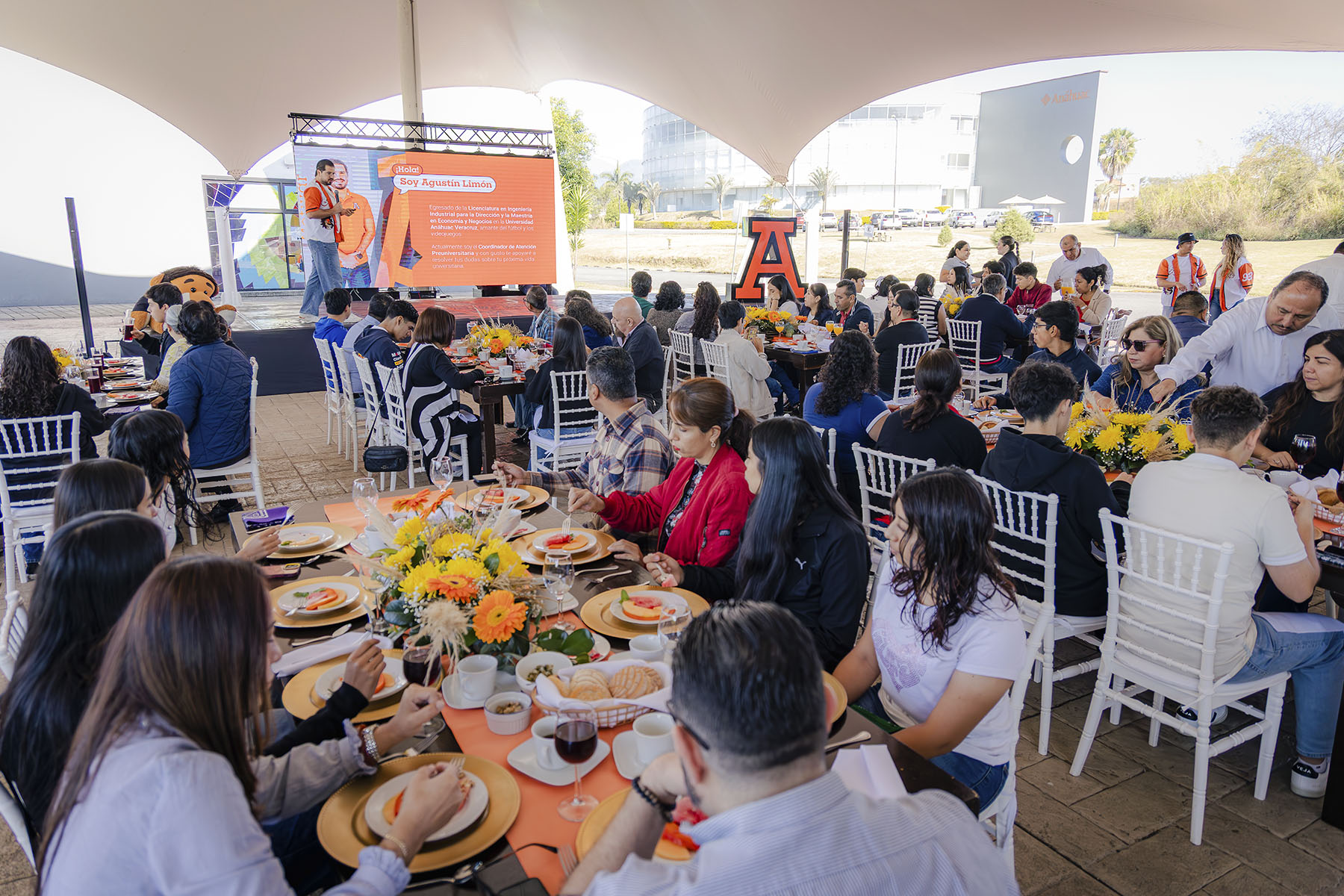 7 / 65 - Descubre Anáhuac 2026: Galería 7 / 65 - Descubre Anáhuac 2026: Galería