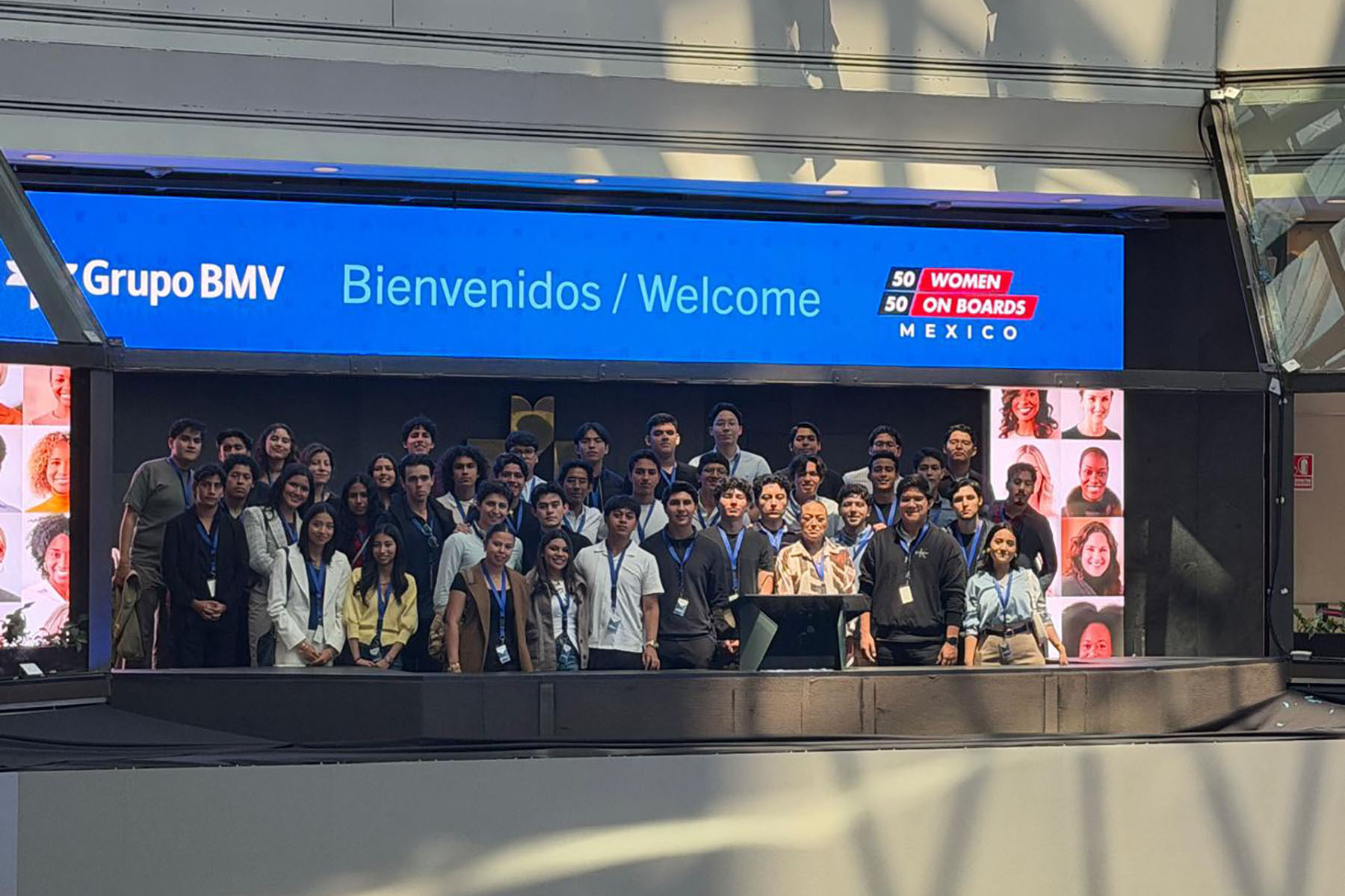 1 / 4 - Viaje Académico a Instituciones Financieras en Ciudad de México 1 / 4 - Viaje Académico a Instituciones Financieras en Ciudad de México