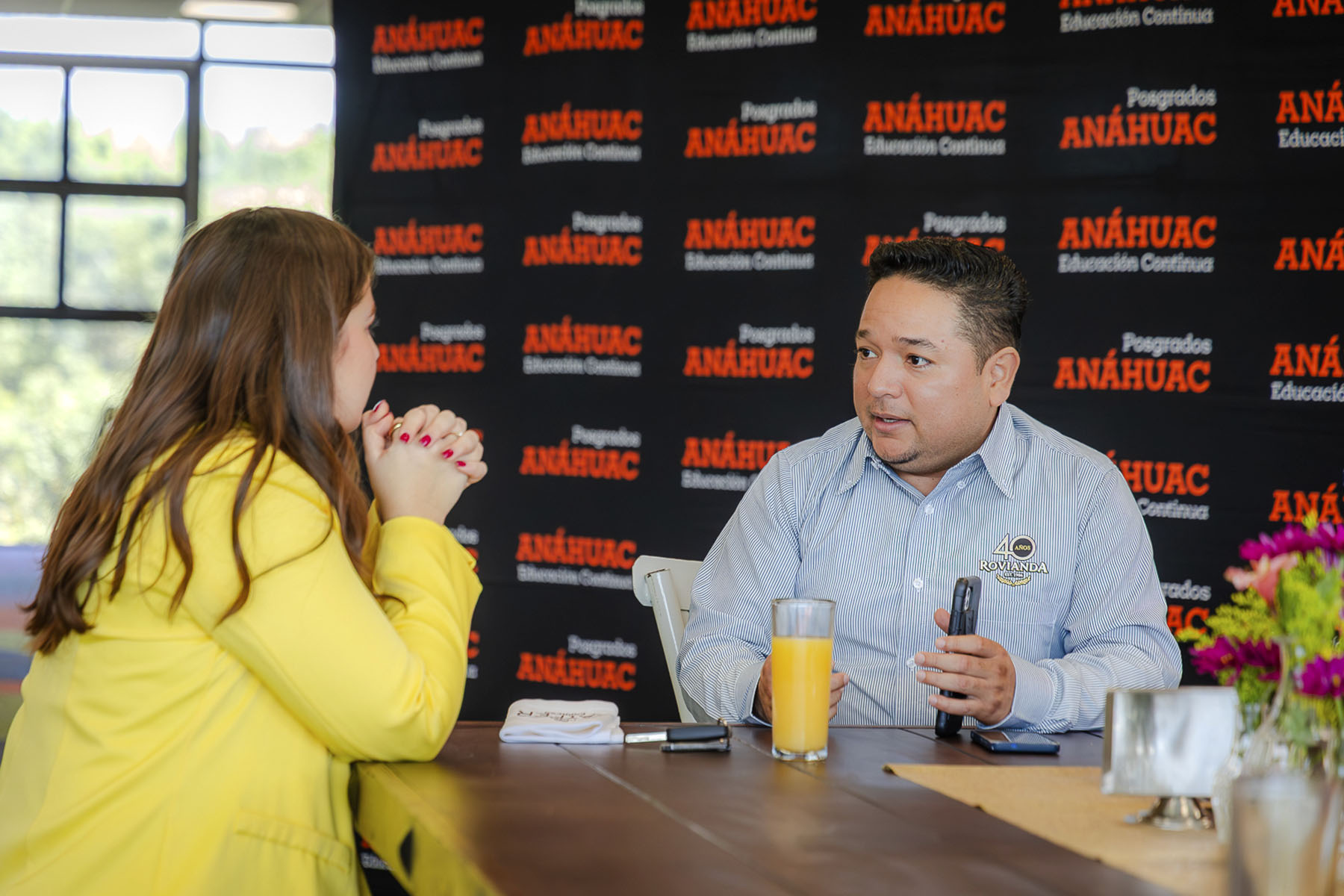 22 / 25 - 4.° Encuentro de Líderes: Un Espacio de Conexión y Aprendizaje 22 / 25 - 4.° Encuentro de Líderes: Un Espacio de Conexión y Aprendizaje