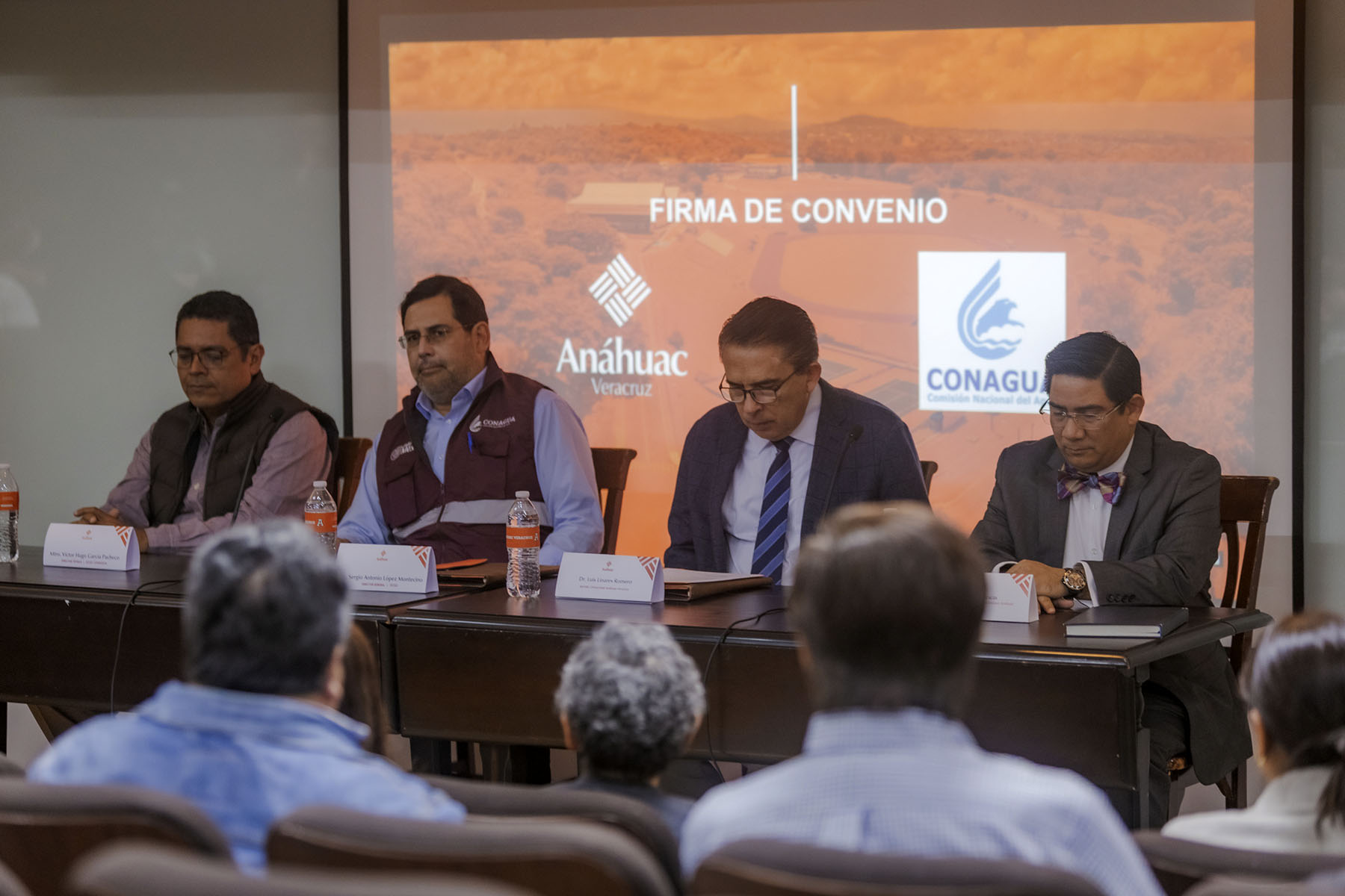 1 / 8 - Firma de Convenio de Colaboración con CONAGUA 1 / 8 - Firma de Convenio de Colaboración con CONAGUA