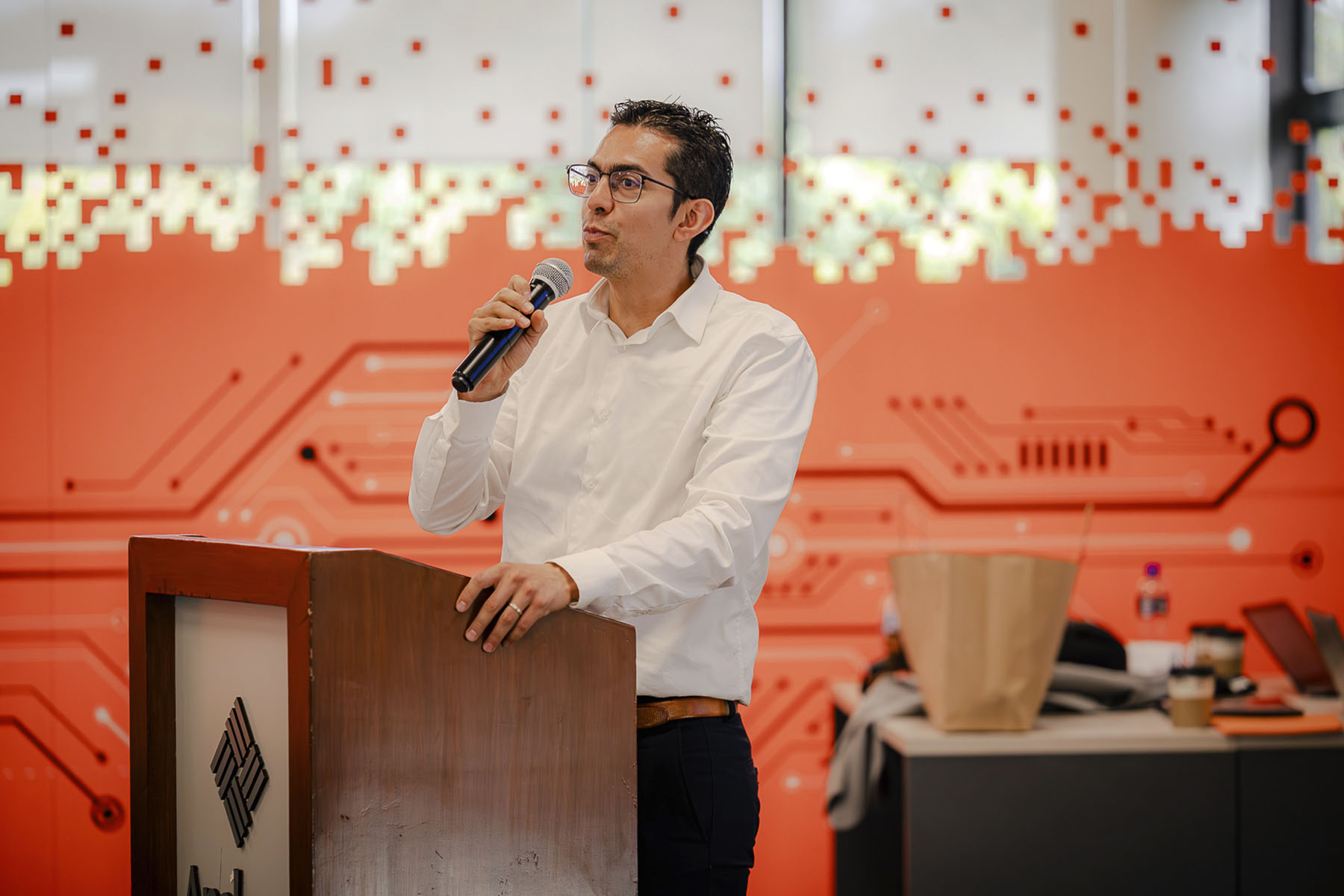 7 / 18 - Jornada Universitaria de Emprendimiento: Mentalidad 10x en los Negocios 7 / 18 - Jornada Universitaria de Emprendimiento: Mentalidad 10x en los Negocios