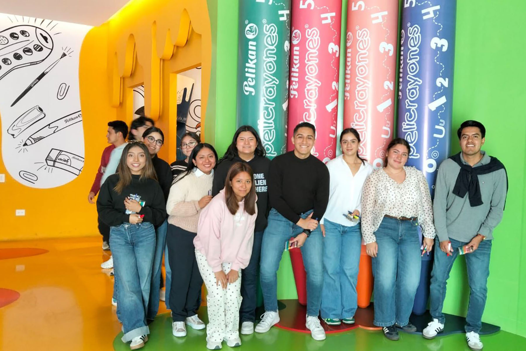 1 / 3 - Administración Estratégica: Una Experiencia Profesional 1 / 3 - Administración Estratégica: Una Experiencia Profesional