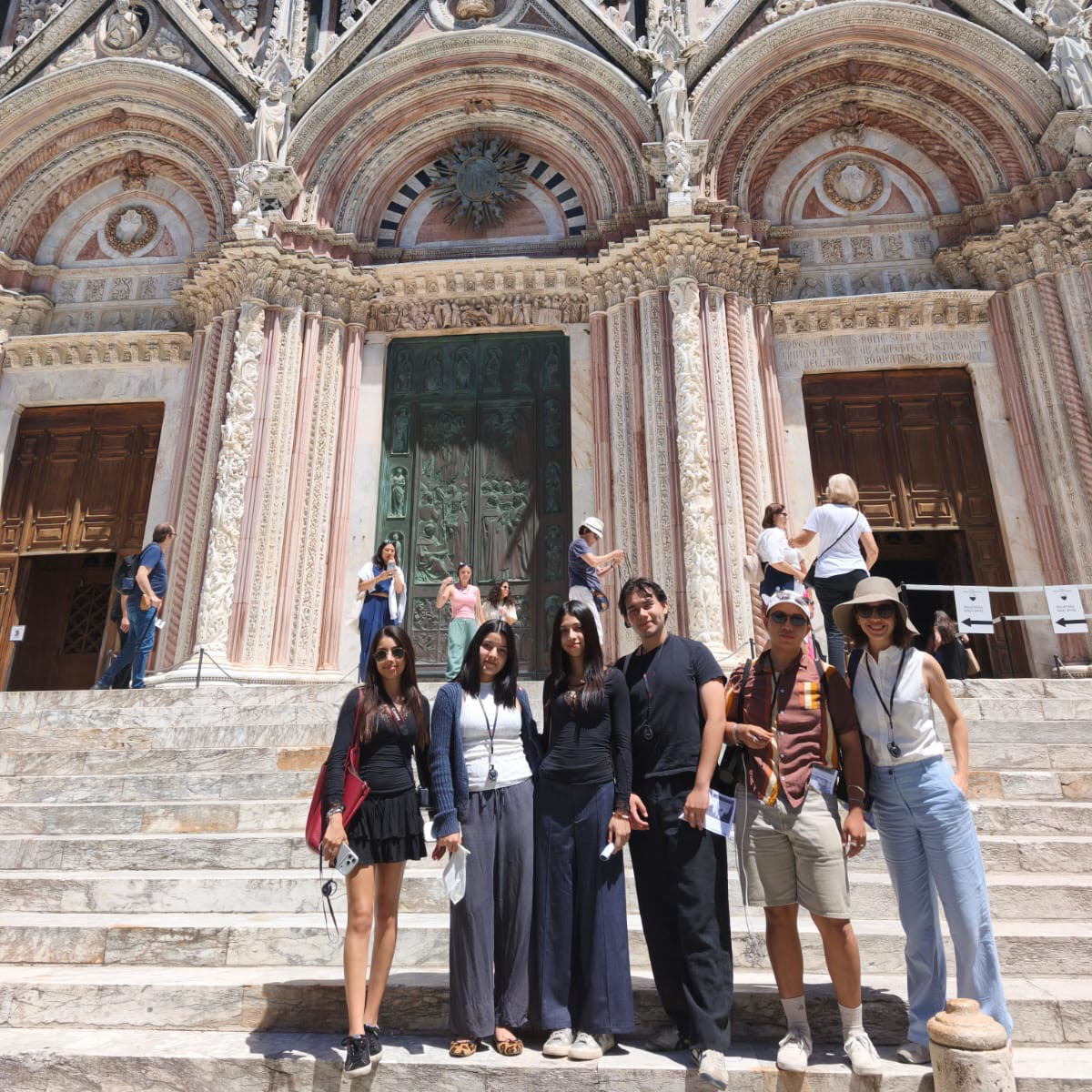 Cerrar vista en pantalla completa 1 / 1 - Programa de Verano en la Accademia Europea di Firenze: Florencia, Italia