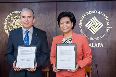 La UAX y el ISSSTE refrendan su compromiso por Veracruz
