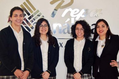 Alumnos de Sexto Semestre ganadores en el Concurso Juvenil de Reportaje Científico convocado por