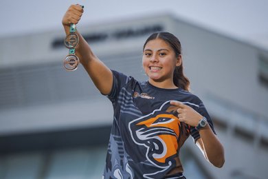 Elia Ríos Hace Historia en el Deporte Estudiantil