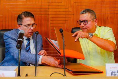 Firma de Convenio con CANACINTRA Córdoba