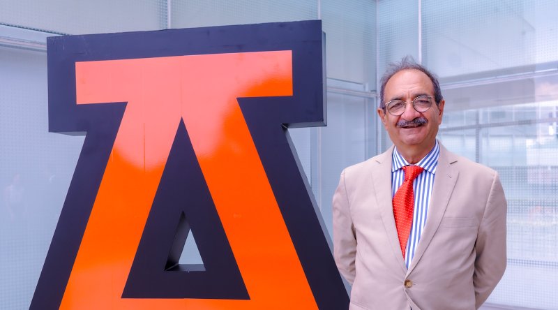 1 / 1 - Entrevista al Arquitecto Jorge Caram Kuri