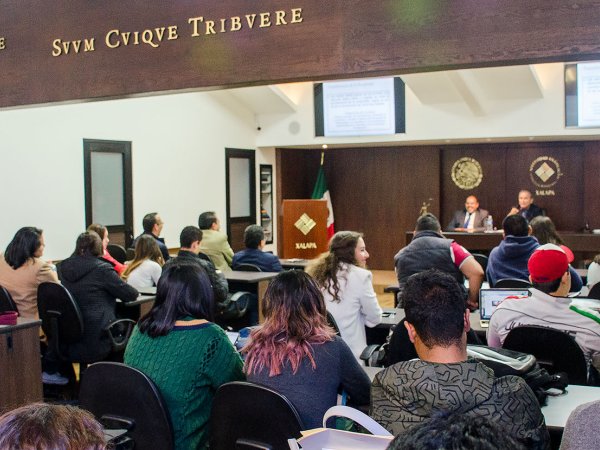 Tratados y Contratos Internacionales