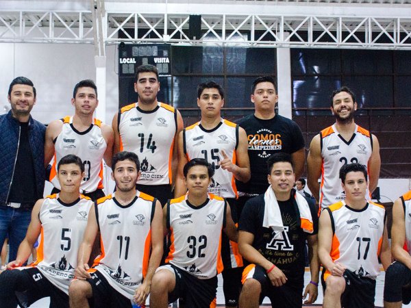 Los Leones Vencen como Locales