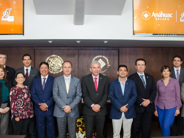Firma de Convenio con la AAAVER