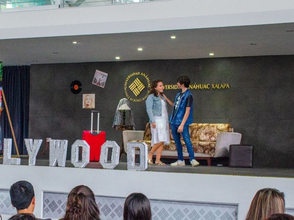 Alumnos de Cuarto Semestre presentaron la obra La Era Del Rock