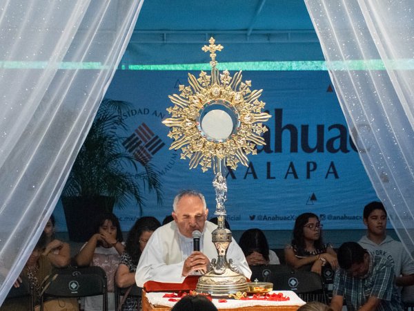 El amor de Cristo hace presencia en el Reto Heart of a Lion