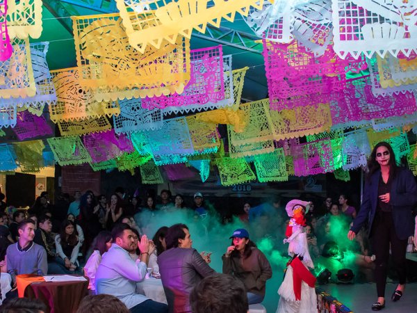 Las Tradiciones Mexicanas se viven con Entusiasmo en la Anáhuac Xalapa