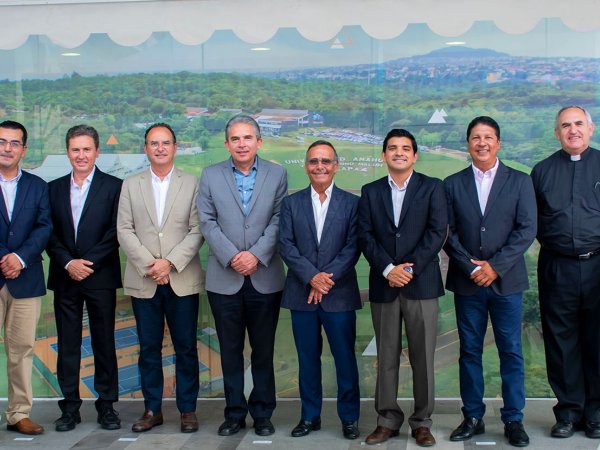 La Universidad Anáhuac acerca a Veracruz y Boca del Río un nuevo espacio de Atención y