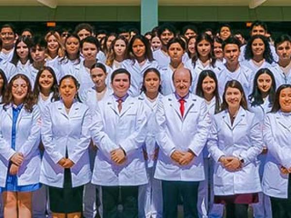 Licenciatura en Médico Cirujano